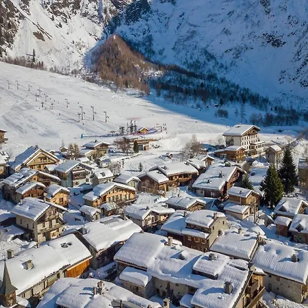 Résidence Le Cristal - Lognan 4 * Chamonix